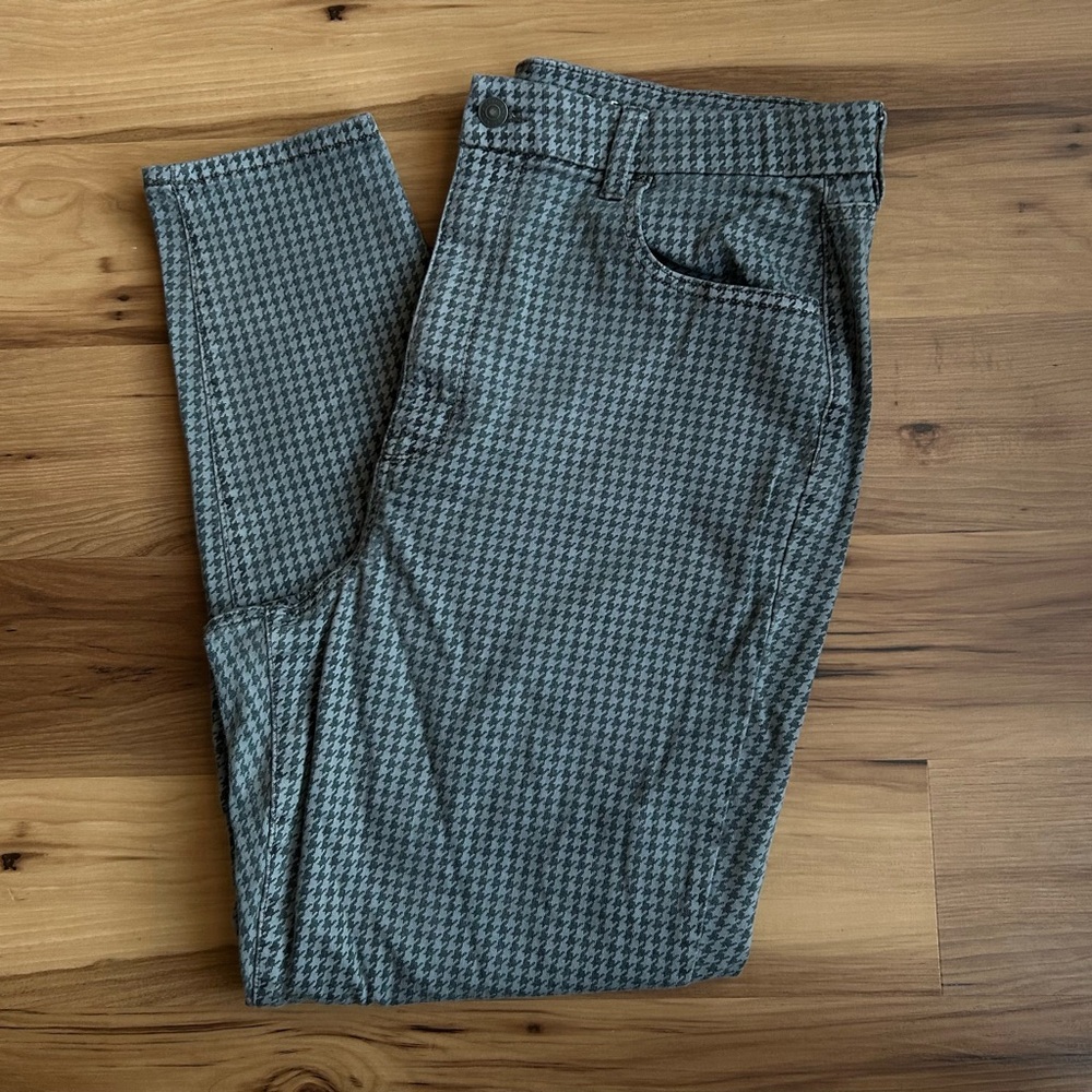 AMERICAN EAGLE curvy super hi-rise size 18